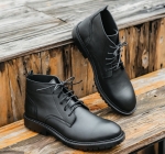 10 cách phối đồ với giày boot nam cho chàng thêm phong cách